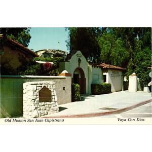 San Jaun Capistrano‎ Mission Entrance Postcard Viya Con Dios Unposted